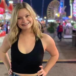 Meet your Posher, Kaylie